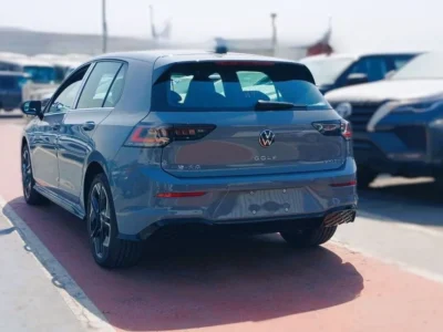 2024 Volkswagen Golf TSI R-Line 1.5-liter turbocharged 4-cylinder Engine Grey Beige Hatchback