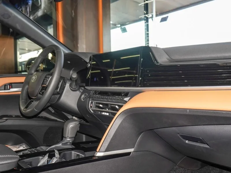 2025 Toyota Camry LIMITED 2.5L HEV 4 Cylinders Engine Black Tan Sedan GCC Specs