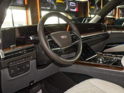 2025 Cadillac Escalade 6.2 Litres V8 Petrol Engine Black Beige SUV Automatic GCC Specs