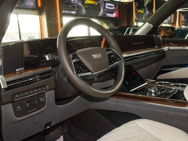 2025 Cadillac Escalade 6.2 Litres V8 Petrol Engine Black Beige SUV Automatic GCC Specs