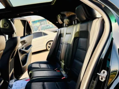 2024 Mercedes-Benz GLE 53 Std 3.0 Litres 6 Cylinders Petrol Engine Green Black SUV