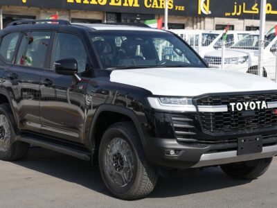 2026 Toyota Land Cruiser 300 GR Sport 3.5L Twin-Turbo V6 Engine Black Red SUV GCC Specs