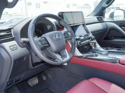 2025 Lexus LX 600 3.5 Litres V6 Petrol Engine White Burgundy SUV GCC Specs