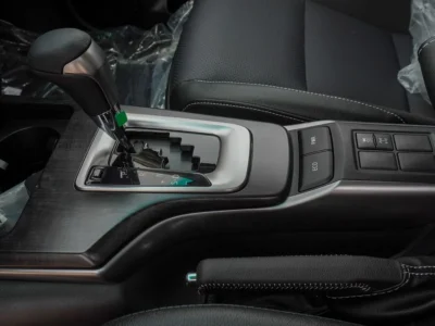 2025 Toyota Fortuner SR5 4.0-liter V6 Petrol Engine Black SUV Automatic GCC Specs