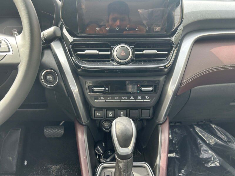 2026 Toyota Urban Cruiser 1.5-liter four-cylinder Petrol Engine White Brown SUV GCC