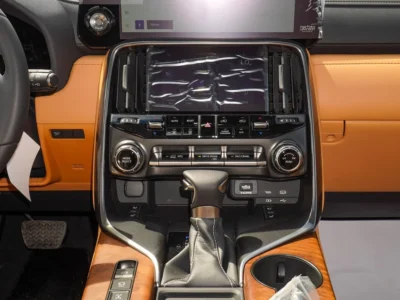 2025 Lexus LX 600 3.5 Litres V6 Petrol Engine White Tan SUV GCC Specs