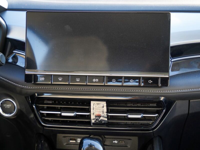 2025 MG 5 1.5-litre four-cylinder Petrol Engine White Black Sedan Automatic GCC Specs