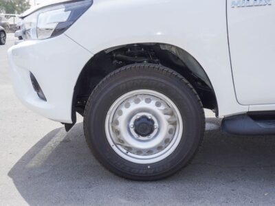 2025 Toyota Hilux GLX 2.4L 4 Cylinders DIESEL Engine White Black Pickup Truck GCC Specs