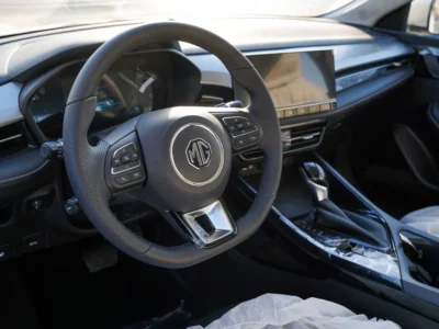 2025 MG 5 1.5-litre four-cylinder Petrol Engine White Black Sedan Automatic GCC Specs