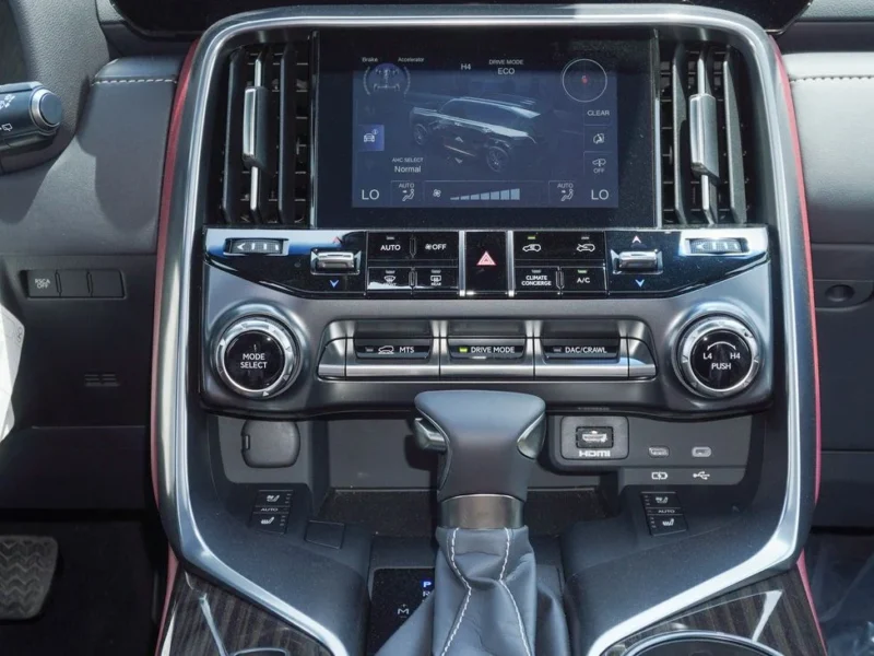 2025 Lexus LX 600 3.5 Litres V6 Petrol Engine White Burgundy SUV GCC Specs