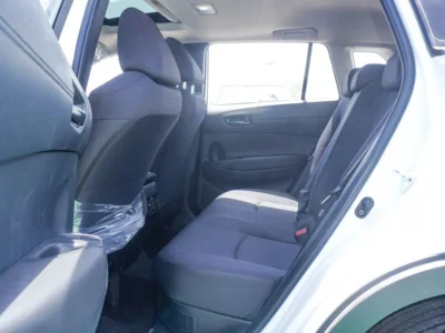 2025 Toyota Corolla Cross HEV 1.8-liter 4-cylinder Hybrid Engine White Black SUV GCC