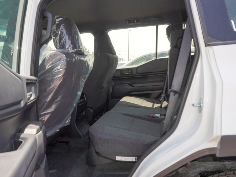 2025 Toyota Prado 2.8 Litres 4 Cylinders Diesel Engine White Black SUV GCC Specs