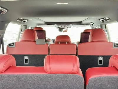 2025 Nissan Patrol LE Platinum City 3.5-liter twin-turbo V6 Engine White Red SUV GCC Specs