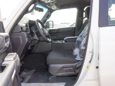 2025 Toyota Prado 2.8 Litres 4 Cylinders Diesel Engine White Black SUV GCC Specs