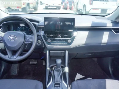 2025 Toyota Corolla Cross HEV 1.8-liter 4-cylinder Hybrid Engine White Black SUV GCC
