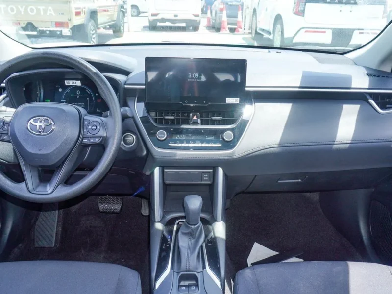2025 Toyota Corolla Cross HEV 1.8-liter 4-cylinder Hybrid Engine White Black SUV GCC