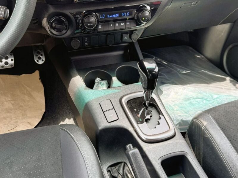 2024 Toyota Hilux GR Sport 4.0 Litres 6 Cylinders Petrol Engine Black Pickup Truck GCC