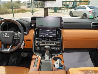 2025 Lexus LX 600 3.5 Litres V6 Petrol Engine White Tan SUV GCC Specs