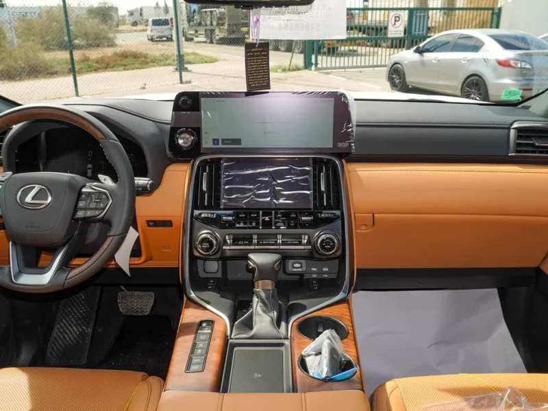 2025 Lexus LX 600 3.5 Litres V6 Petrol Engine White Tan SUV GCC Specs