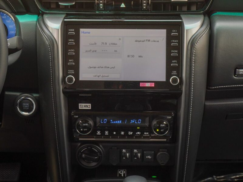 2025 Toyota Fortuner SR5 4.0-liter V6 Petrol Engine Black SUV Automatic GCC Specs