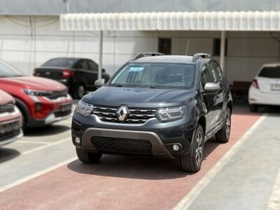 2025 Renault Duster 1.6-litre 4-cylinder In-Line Petrol Engine Grey Black SUV GCC Specs