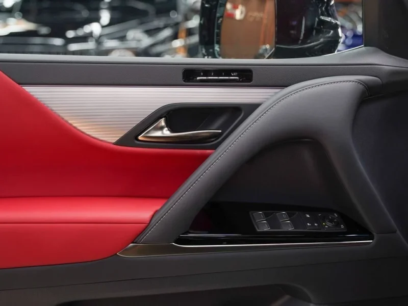 2025 Lexus LX 700h 3.4L twin-turbocharged V6 Hybrid Engine Black Red SUV GCC Specs