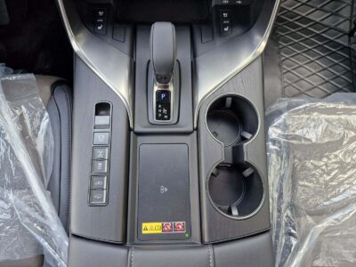 2026 Lexus LX700h Overtrail 3.5L V6 Twin Turbo Petrol Hybrid Silver Black SUV GCC