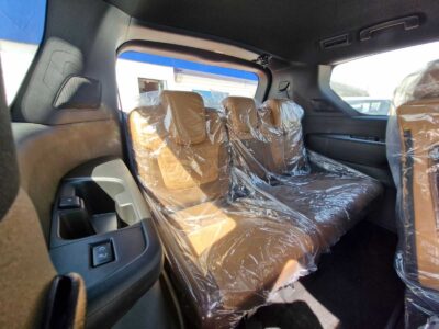 2026 Nissan Patrol LE Platinum City 3.5L V6 Twin-Turbocharged Petrol Engine White Tan SUV