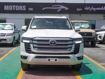 2025 Toyota Land Cruiser GXR 3.5 Litres V6 Petrol Engine White Beige SUV GCC Specs