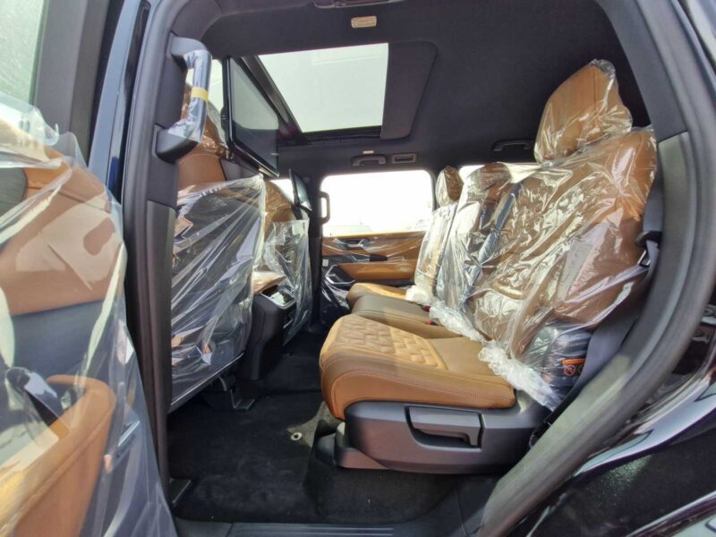 2026 Nissan Patrol LE Platinum City 3.5L V6 Twin-Turbocharged Petrol Engine Black Tan SUV