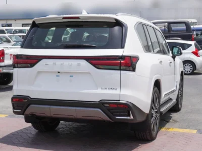 2025 Lexus LX 600 3.5 Litres V6 Petrol Engine White Burgundy SUV GCC Specs