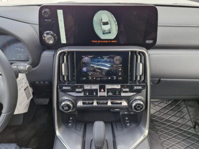 2026 Lexus LX700h Overtrail 3.5L V6 Twin Turbo Petrol Hybrid Silver Black SUV GCC