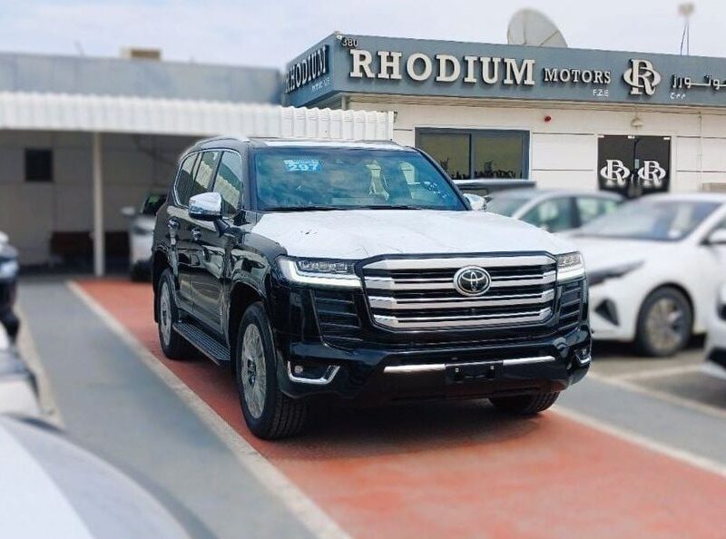 2024 Toyota Land Cruiser 300 VXR 3.5-liter twin-turbo V6 Engine Black Red SUV GCC Specs