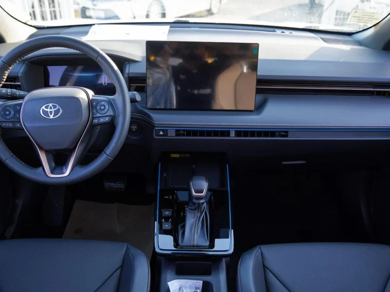 2025 Toyota Frontlander 2.0L 4-Cylinder Hybrid Engine White Black SUV GCC Specs