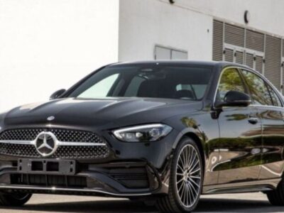 2023 Mercedes-Benz C 200 4 Cylinder Petrol Engine1.5-liter Black Tan Sedan RWD