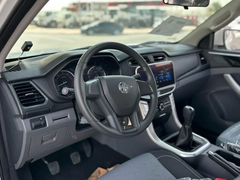 2025 MG T60 2.4L 4 Cylinders PETROL Engine DC MT White Grey PickUP