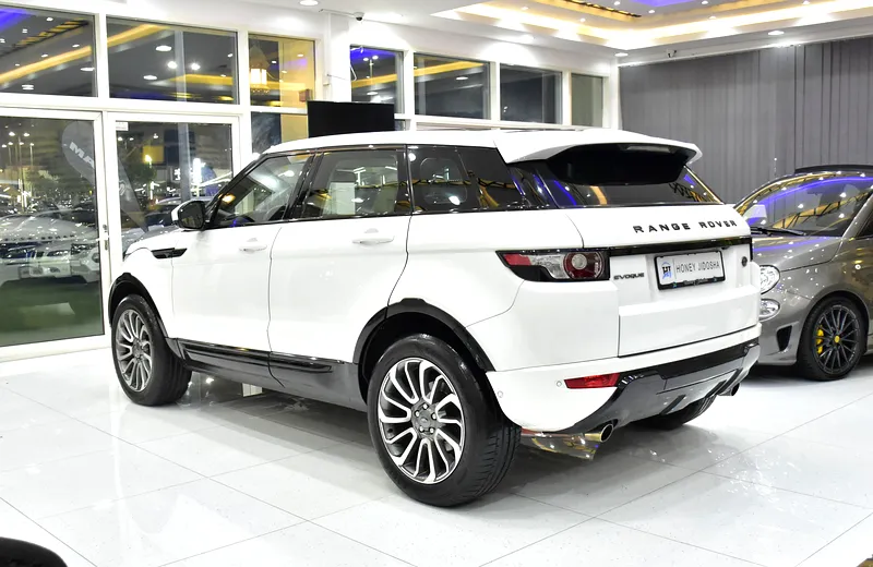 2015 Land Rover Range Rover Evoque Dynamic 4 Cylinder Petrol Engine White Beige Crossover