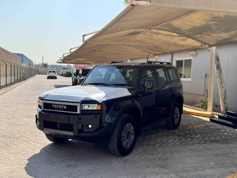 2025 Toyota Land Cruiser Prado 2.8L 4-cylinder Turbo Diesel Engine Black SUV