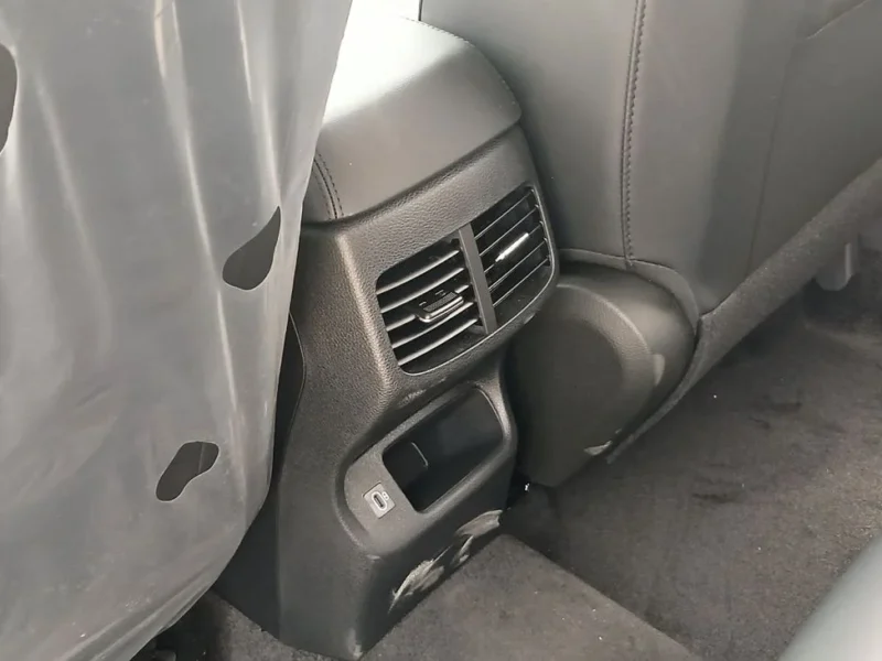 2025 KIA Seltos 1.5 Litres 4 Cylinders Petrol Engine White Black SUV Automatic FWD