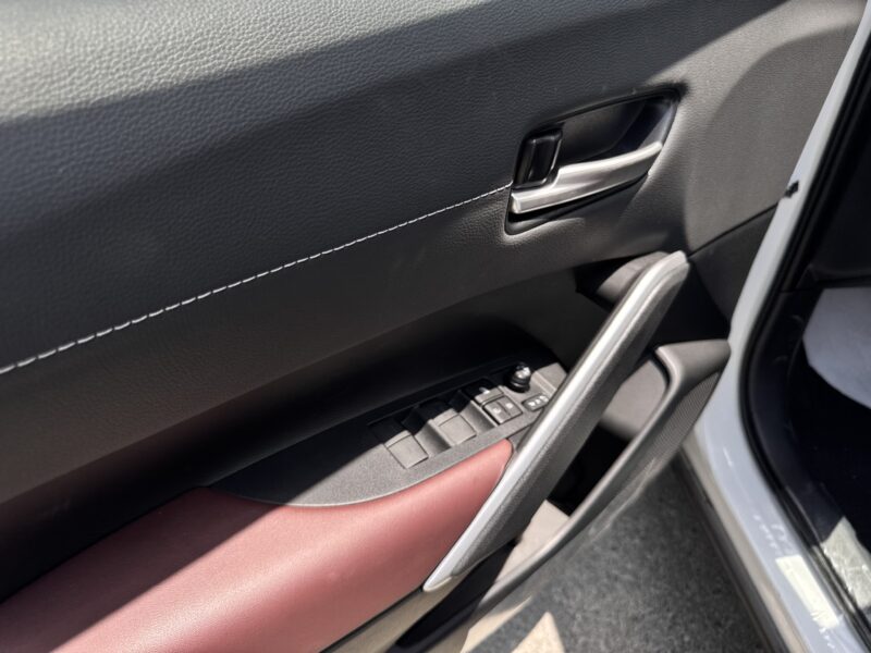 2025 Toyota Corolla Cross 1.8-liter 4-Cylinder Petrol Engine White Terra Rose SUV