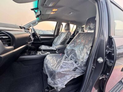 2025 Toyota Hilux Double Cab RHD 2.8L 4-cylinder Diesel Engine Grey Black Pickup Truck