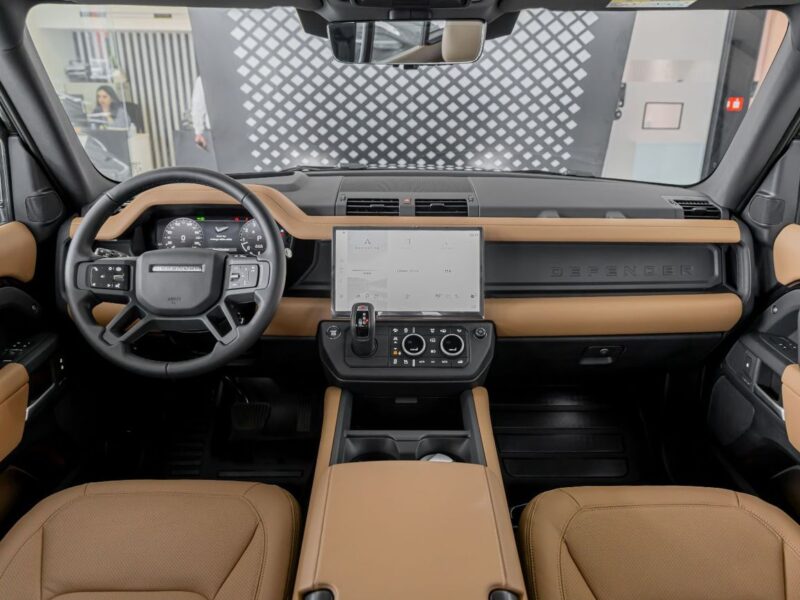 2026 LAND ROVER DEFENDER 110 X-DYNAMIC HSE P400 3.0L 6 Cylinders Petrol Engine Black Tan SUV