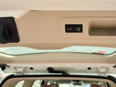 2025 Toyota Land Cruiser 300 GXR 4.0 Litres 6 Cylinders Petrol Engine White Beige SUV GCC Specs