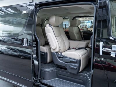 2026 Toyota Majesty Grande 2.8L Inline 4-cylinder Diesel Engine Black Beige MPV