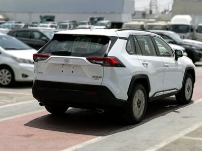 2025 Toyota RAV 4 EXR 2.5 Litres 4 Cylinders Petrol Engine White Black SUV GCC Specs
