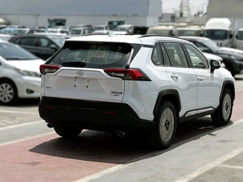 2025 Toyota RAV 4 EXR 2.5 Litres 4 Cylinders Petrol Engine White Black SUV GCC Specs