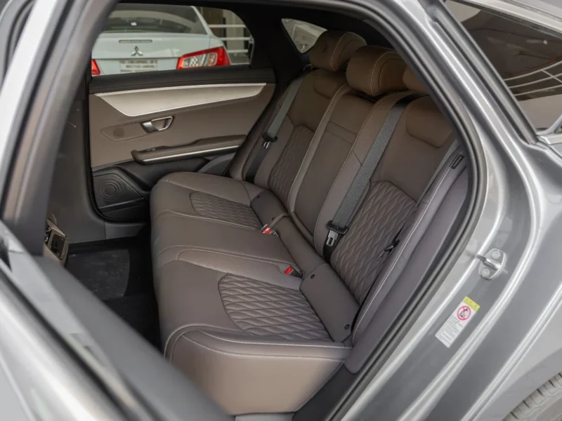 2025 BYD HAN BYD Han DM-i 125KM Elite 1.5 L 4 Cylinders Petrol Engine Grey Brown Sedan