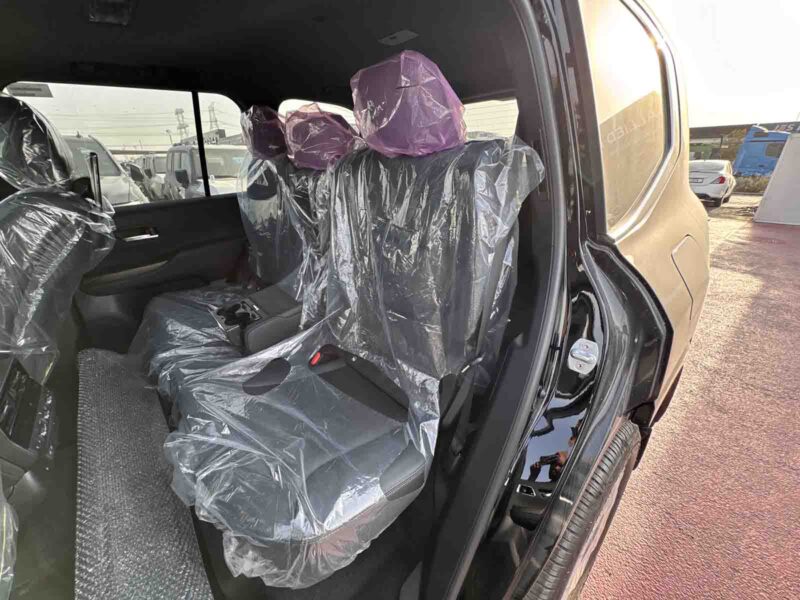 2025 Toyota Land Cruiser 300 VXR 3.3L Twin-Turbo V6 Diesel RHD Black SUV Automatic