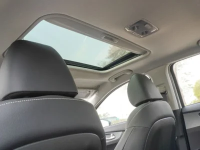 2025 Kia K3 Comfort 1.5 Litres 4 Cylinders Petrol Engine White Black Sedan Chinese Specs