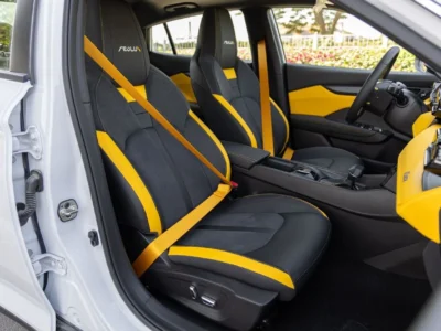 2025 DONGFENG SHINE E3 1.5 Litres 4 Cylinders Petrol Engine White Black SUV GCC Specs